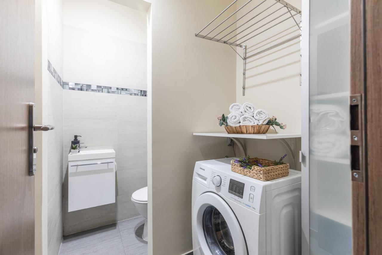 Superapart Ciasna 8A Warsaw Ngoại thất bức ảnh