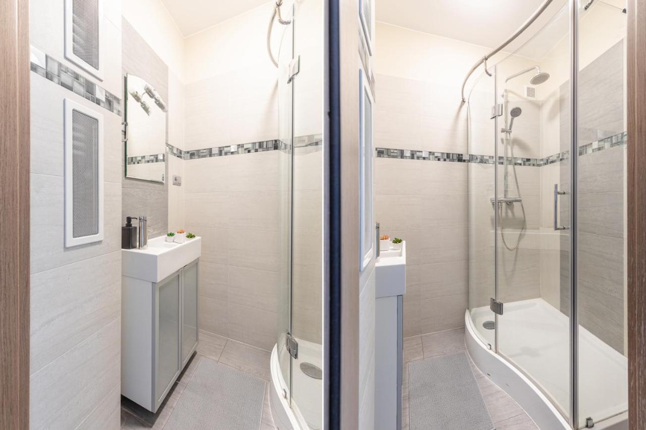 Superapart Ciasna 8A Warsaw Ngoại thất bức ảnh